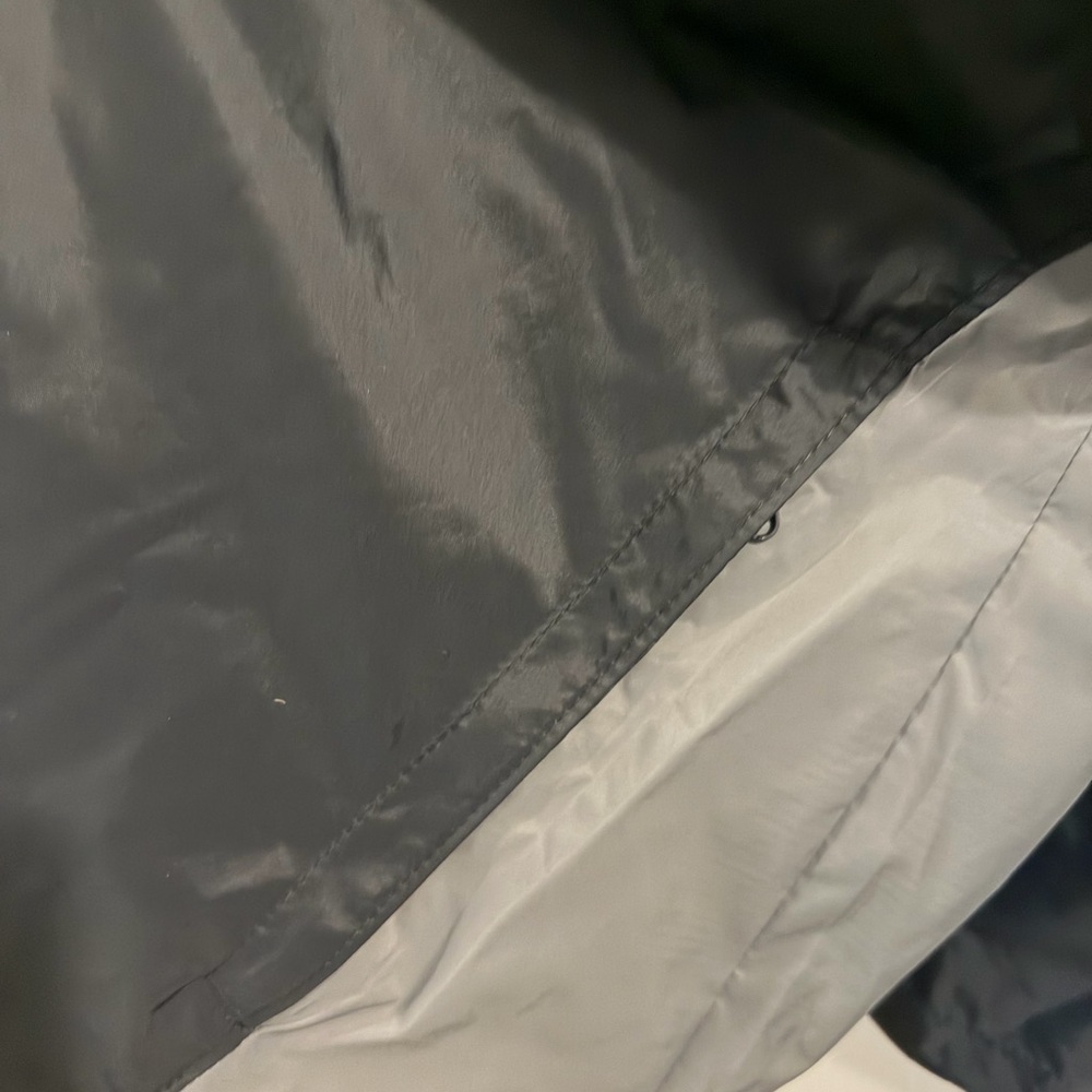 Columbia Men's Black and Gray Colorblock Rain Jacket - Picture 5 of 8